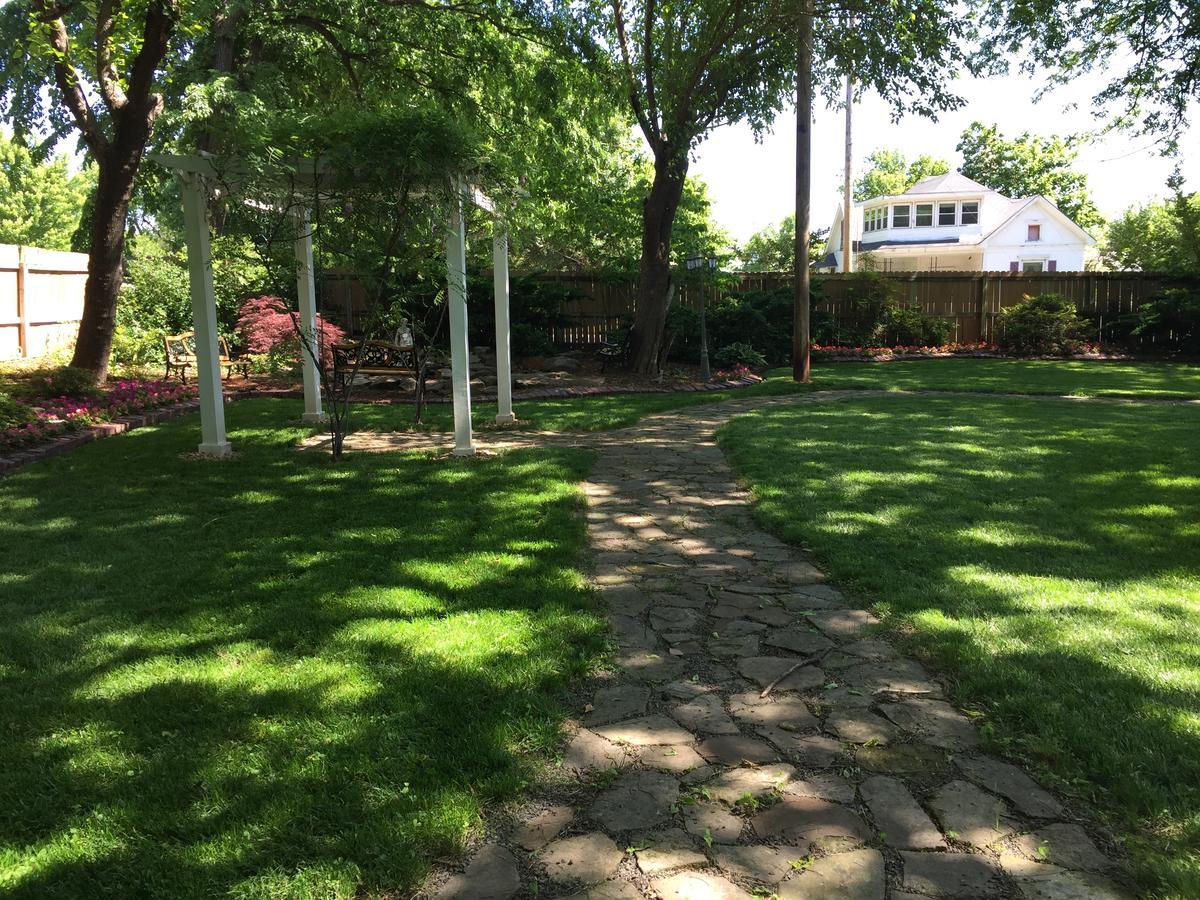 Hayes House Bed And Breakfast マスコギー エクステリア 写真